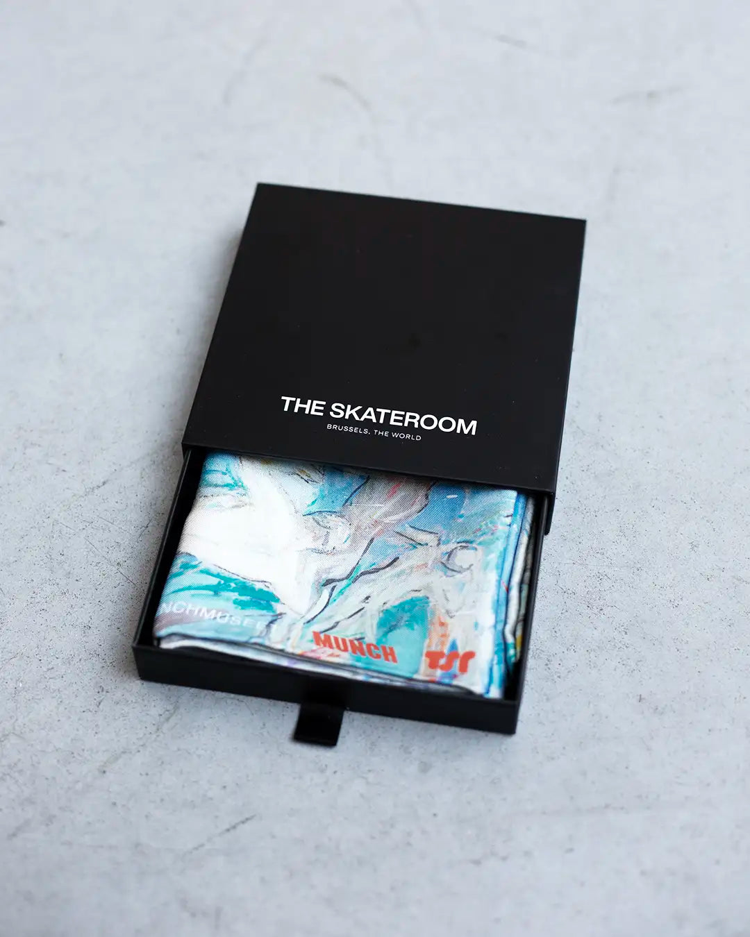 The Human Mountain, Towards the Light